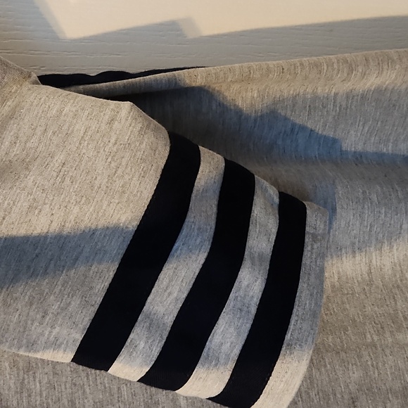 Mind over Matter women’s size Medium Gray dress with side stripe - Picture 3 of 7